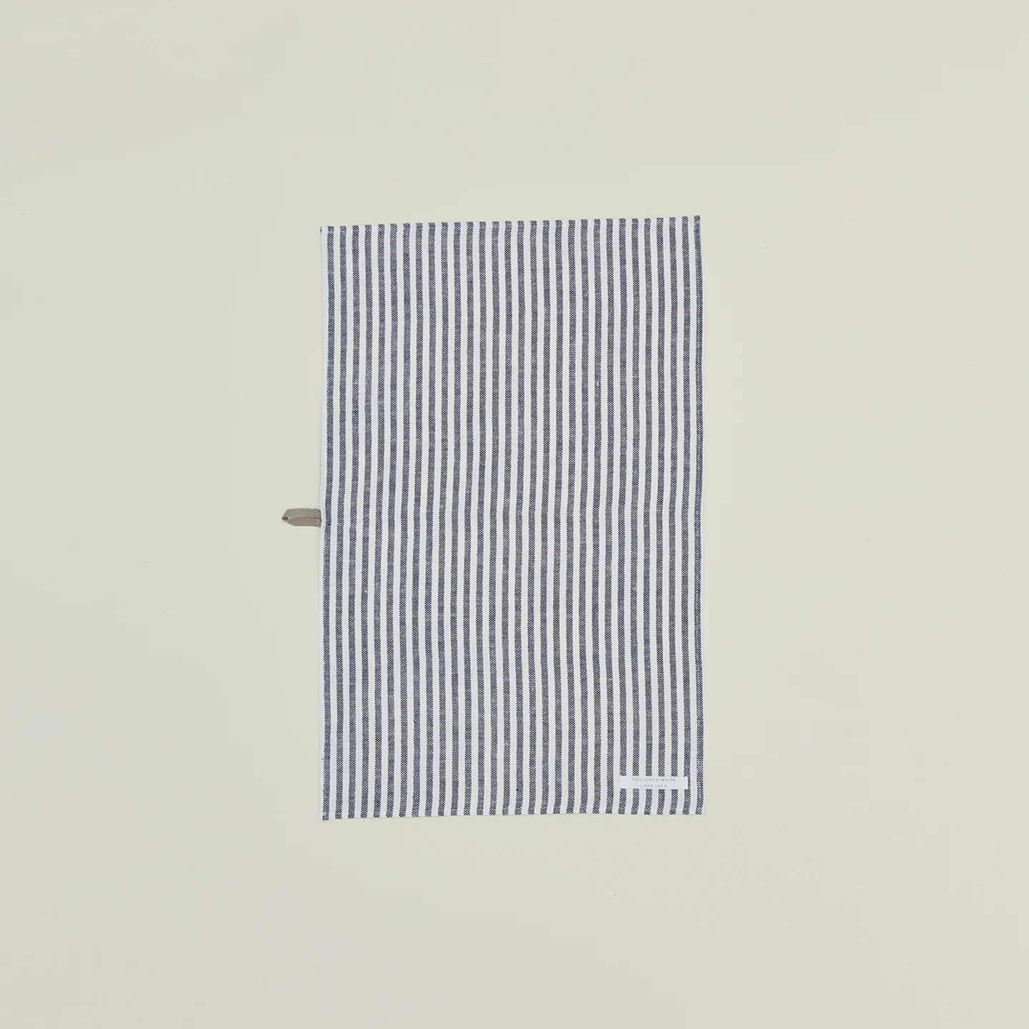 Chambray Linen Towel - Navy - Image 3